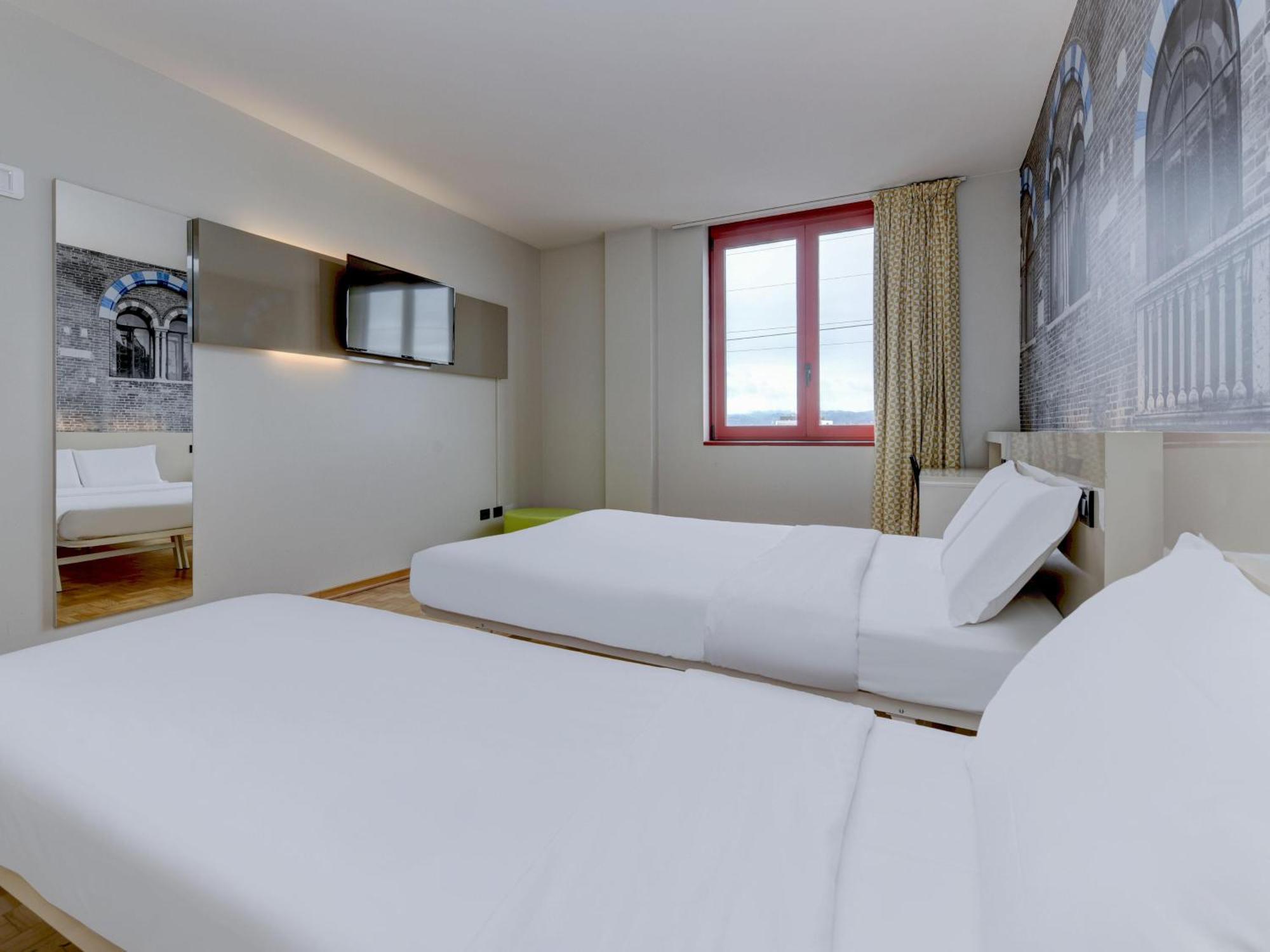 B&B Hotel Verona Esterno foto